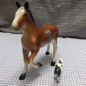 Vintage Robert Simmons horse ceramics
